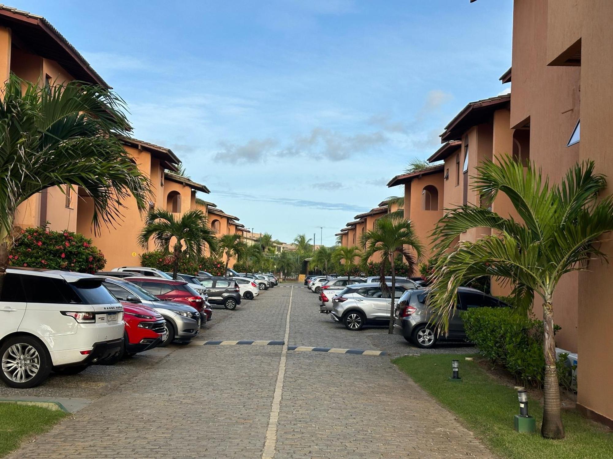Flat Guarajuba 4 Quartos Terreo A Beira Mar - Pe Na Areia - Governanca Com Arrumadeira E Wi Fi Inclusos Camassari 외부 사진