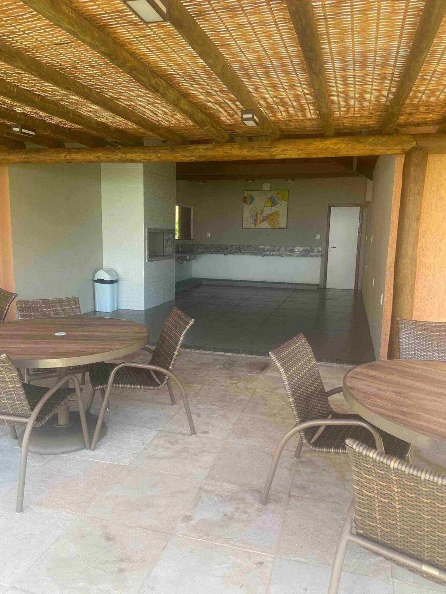 Flat Guarajuba 4 Quartos Terreo A Beira Mar - Pe Na Areia - Governanca Com Arrumadeira E Wi Fi Inclusos Camassari 외부 사진