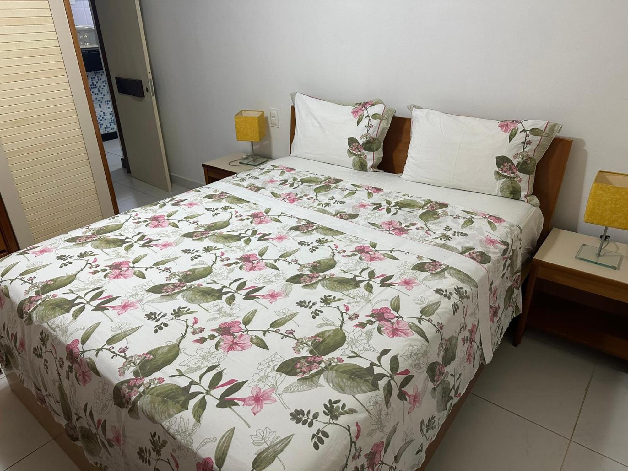 Flat Guarajuba 4 Quartos Terreo A Beira Mar - Pe Na Areia - Governanca Com Arrumadeira E Wi Fi Inclusos Camassari 외부 사진