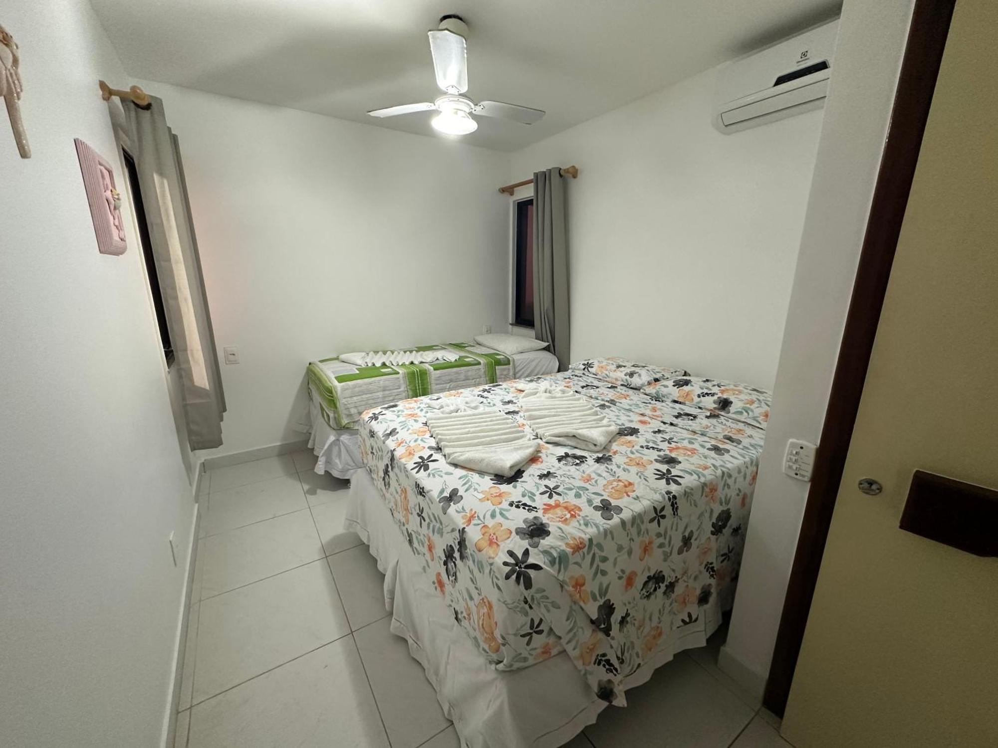 Flat Guarajuba 4 Quartos Terreo A Beira Mar - Pe Na Areia - Governanca Com Arrumadeira E Wi Fi Inclusos Camassari 외부 사진