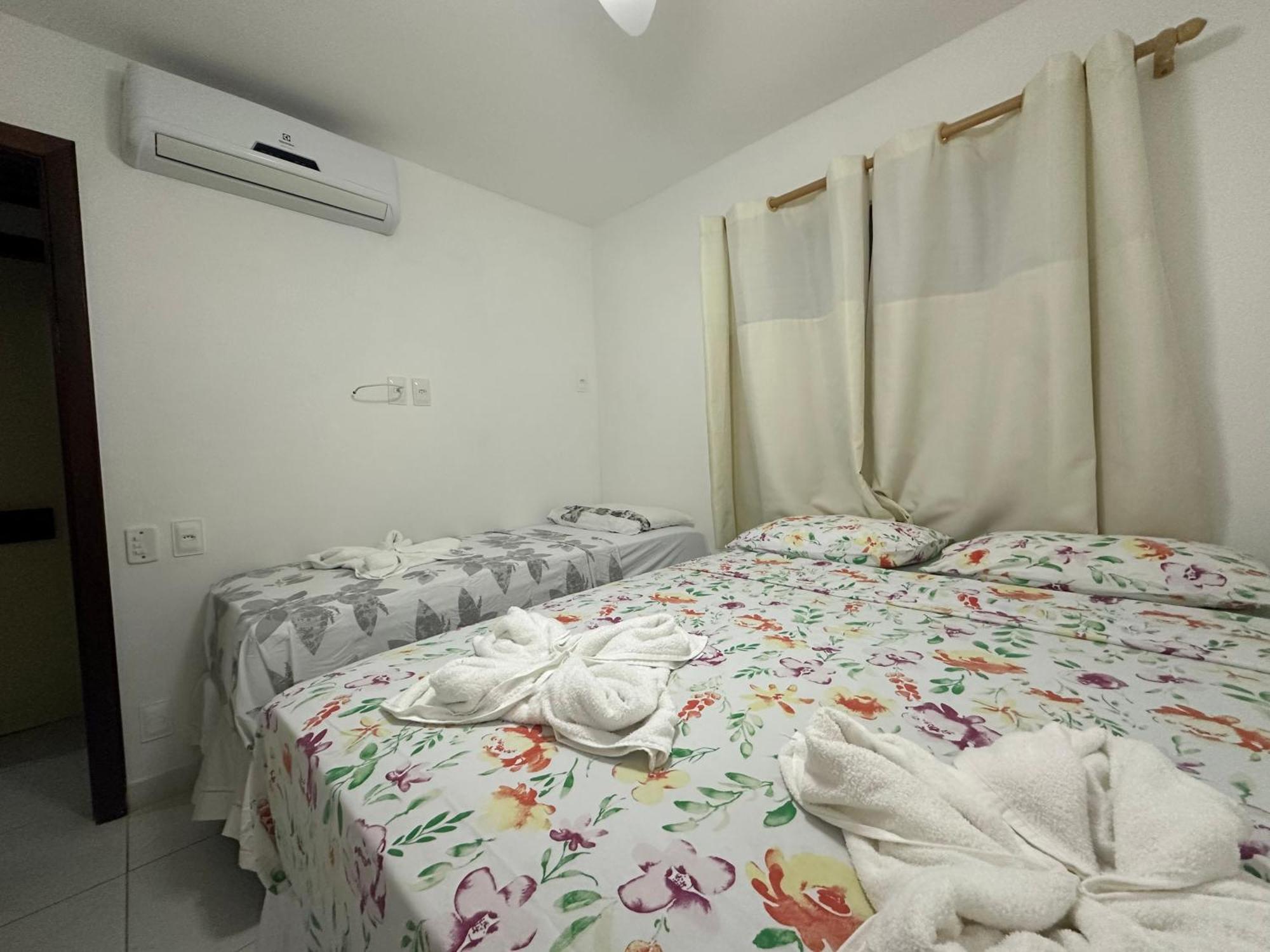 Flat Guarajuba 4 Quartos Terreo A Beira Mar - Pe Na Areia - Governanca Com Arrumadeira E Wi Fi Inclusos Camassari 외부 사진