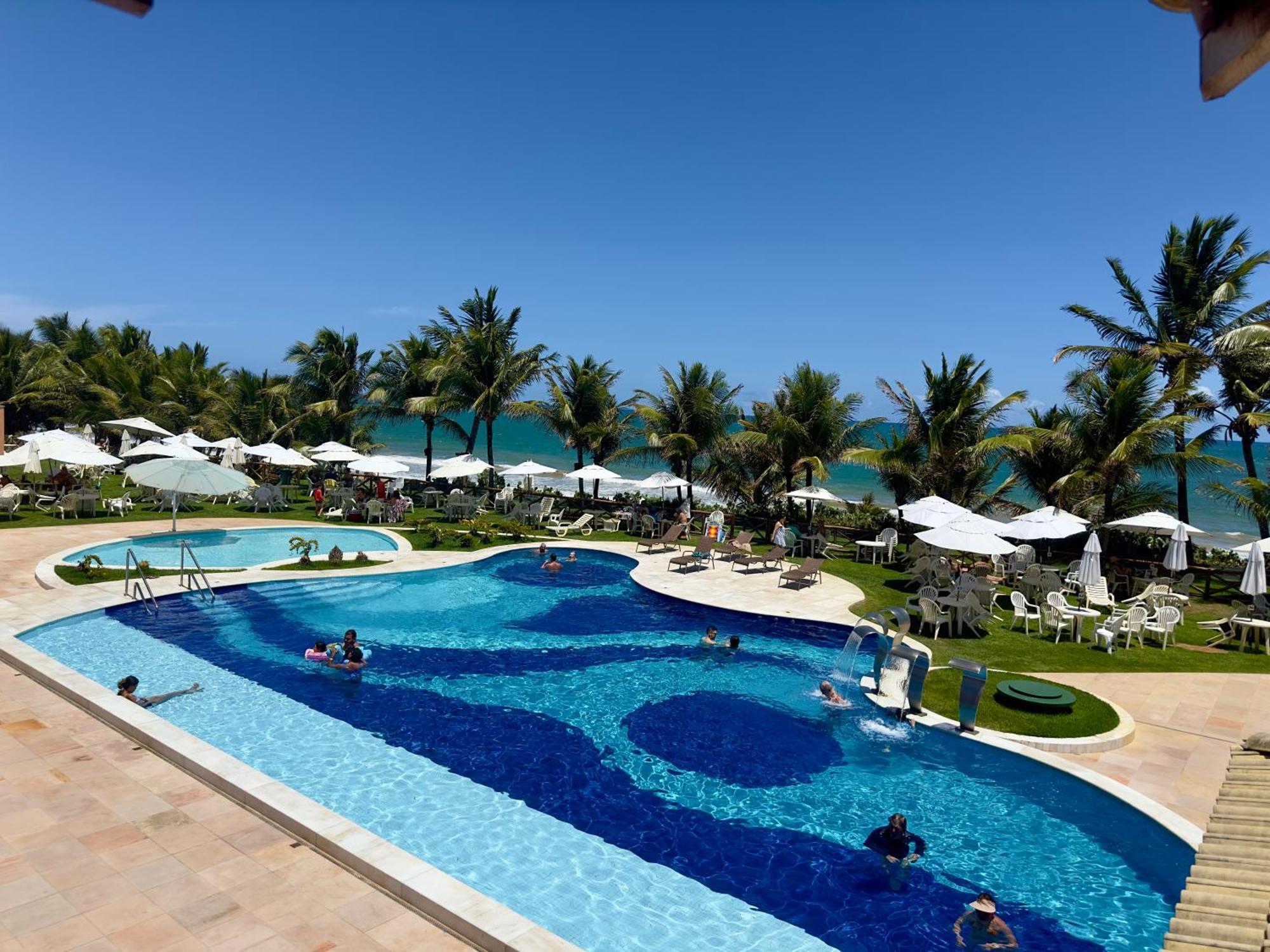 Flat Guarajuba 4 Quartos Terreo A Beira Mar - Pe Na Areia - Governanca Com Arrumadeira E Wi Fi Inclusos Camassari 외부 사진