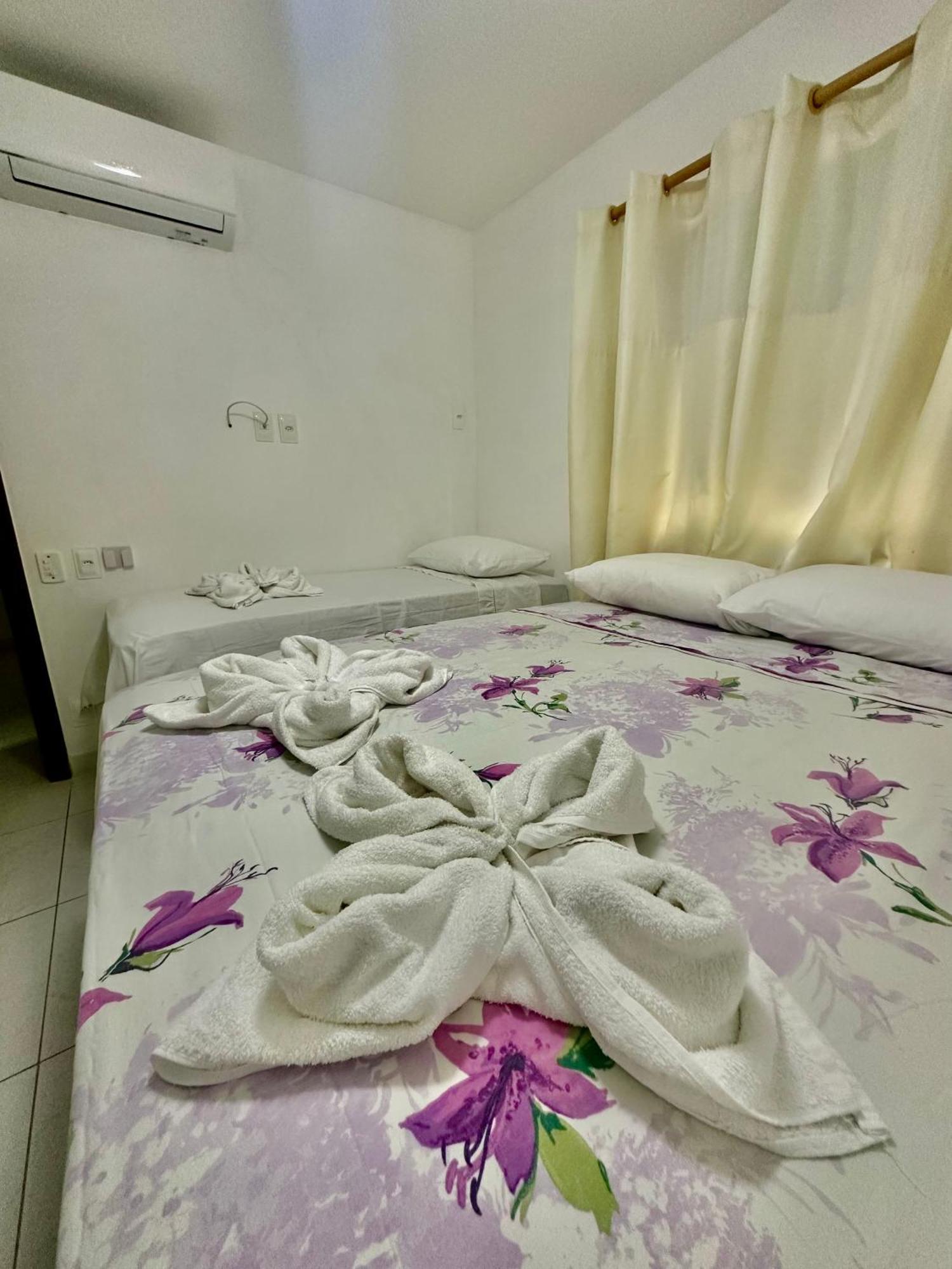 Flat Guarajuba 4 Quartos Terreo A Beira Mar - Pe Na Areia - Governanca Com Arrumadeira E Wi Fi Inclusos Camassari 외부 사진