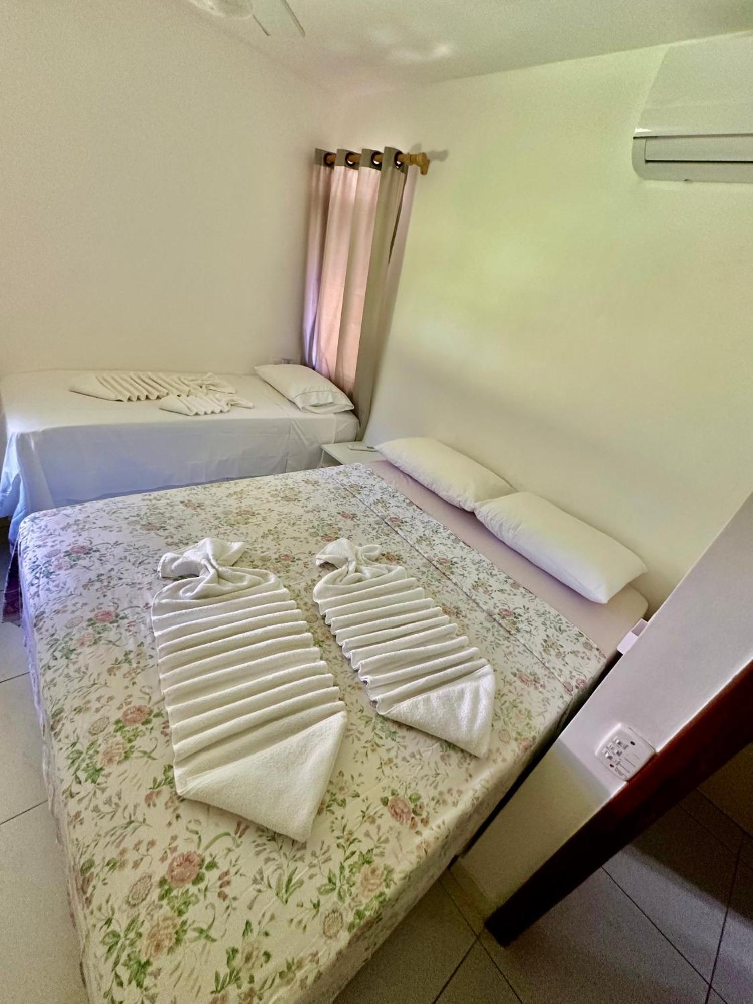 Flat Guarajuba 4 Quartos Terreo A Beira Mar - Pe Na Areia - Governanca Com Arrumadeira E Wi Fi Inclusos Camassari 외부 사진