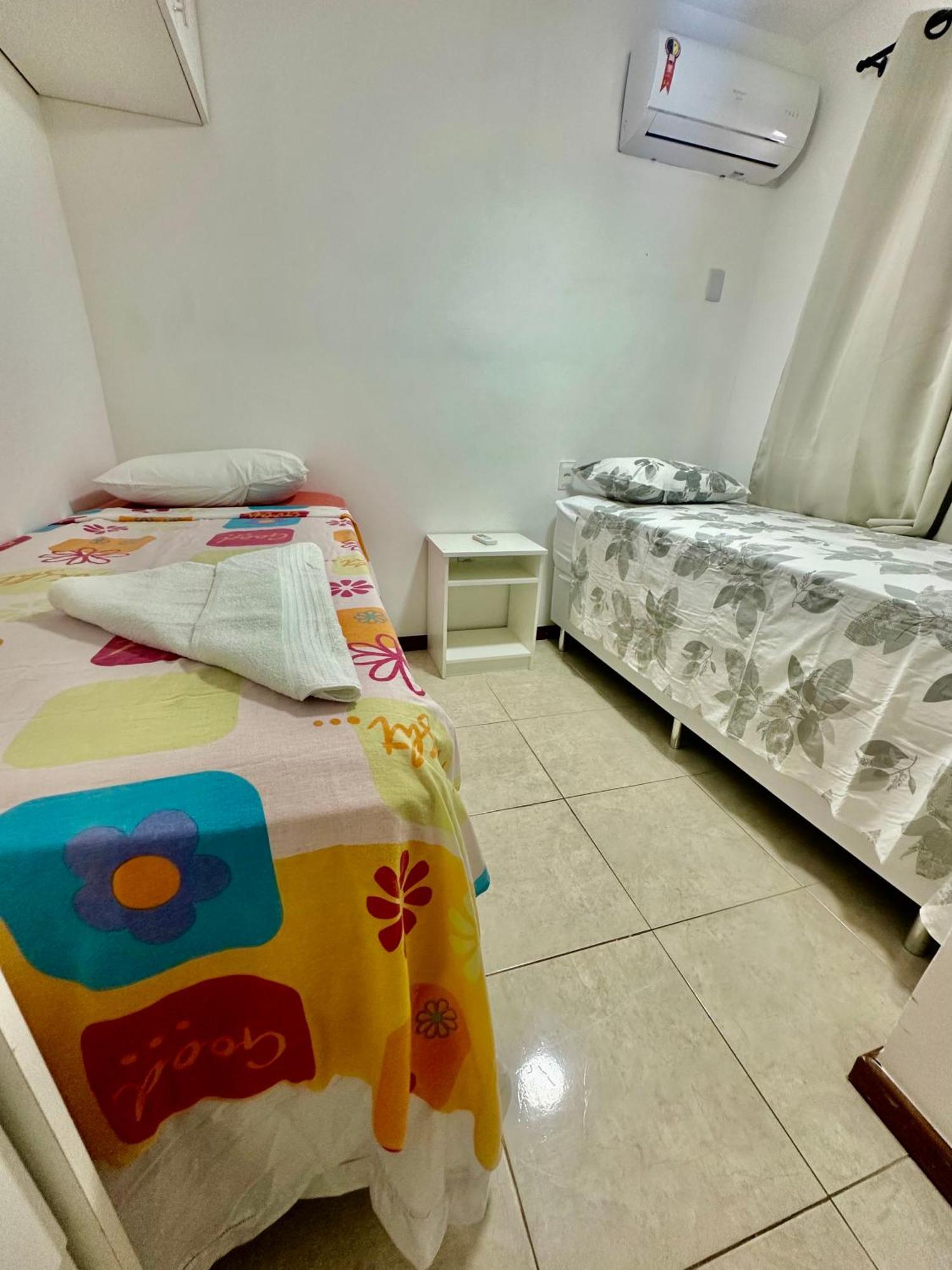 Flat Guarajuba 4 Quartos Terreo A Beira Mar - Pe Na Areia - Governanca Com Arrumadeira E Wi Fi Inclusos Camassari 외부 사진