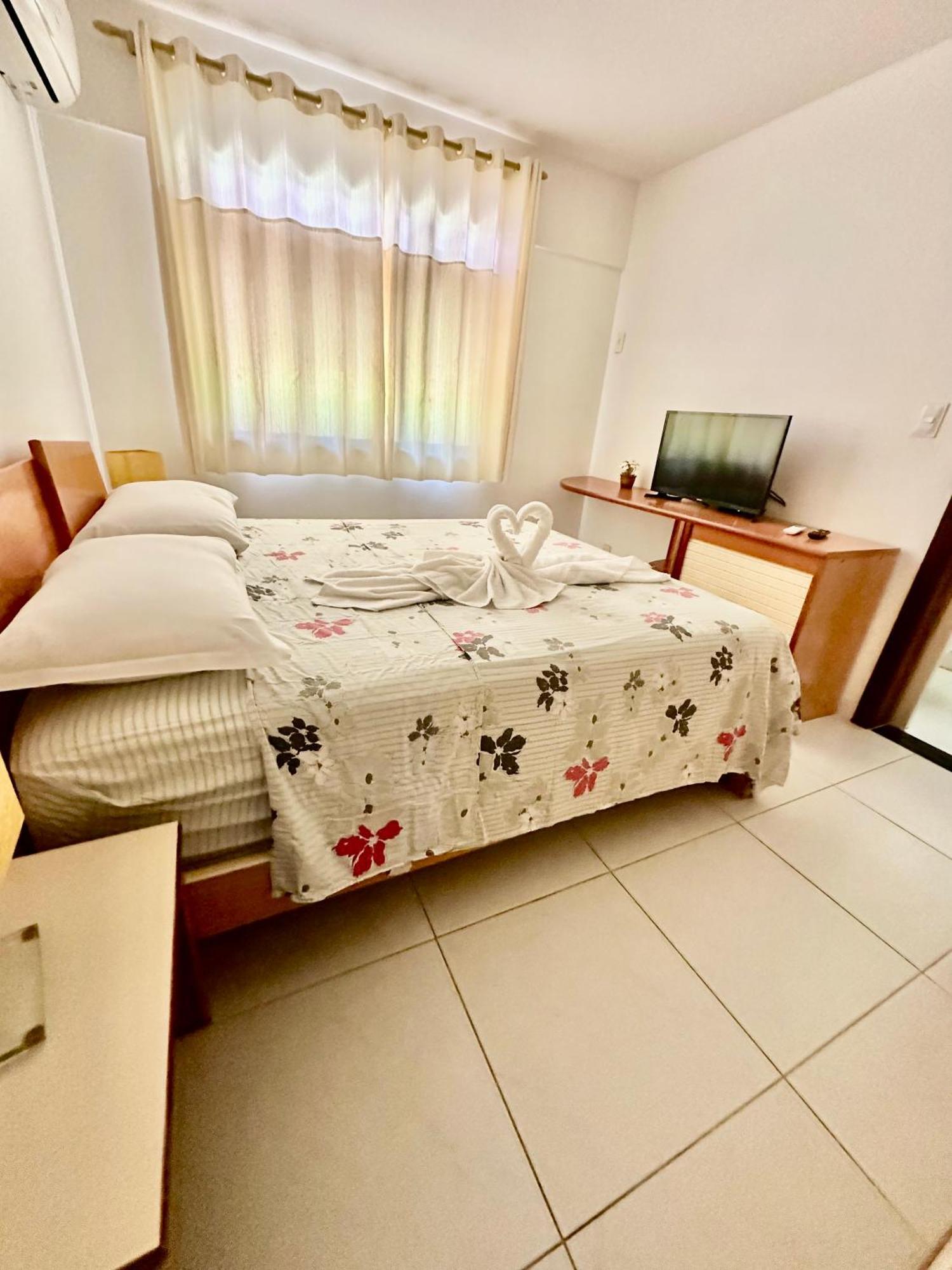 Flat Guarajuba 4 Quartos Terreo A Beira Mar - Pe Na Areia - Governanca Com Arrumadeira E Wi Fi Inclusos Camassari 외부 사진